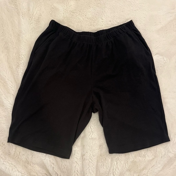 Elastic-Waist Shorts - Picture 1 of 5